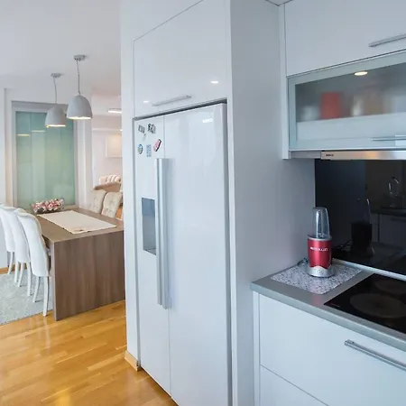 Apartman Bellezza * 图兹拉