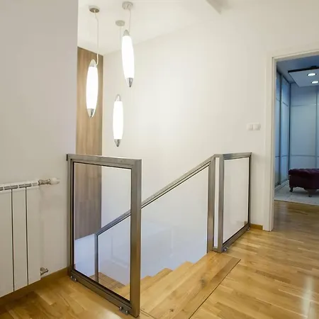Apartman Bellezza * 图兹拉