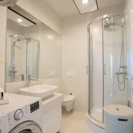 Apartman Bellezza * 图兹拉